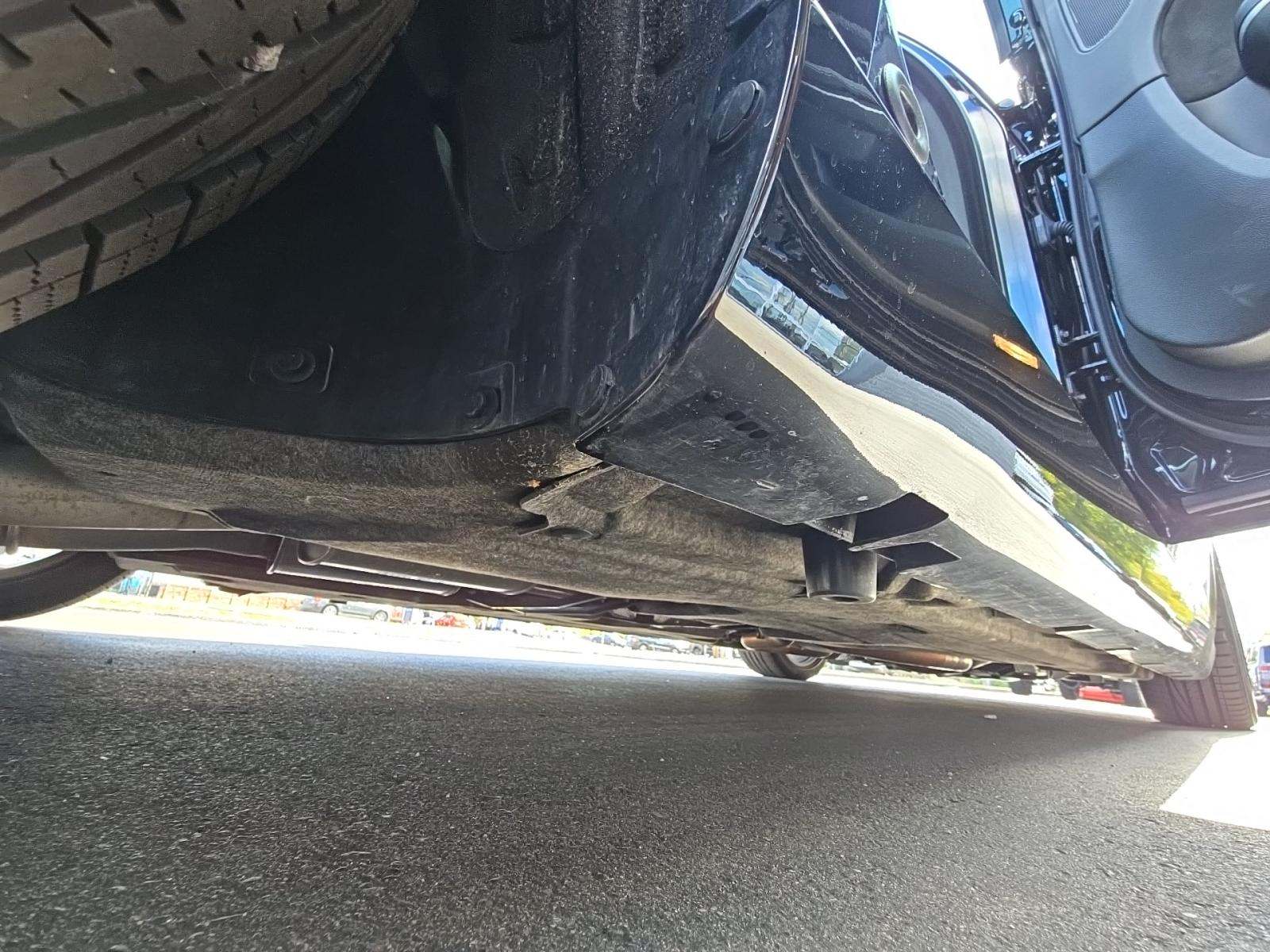 2023 Chrysler 300 C RWD