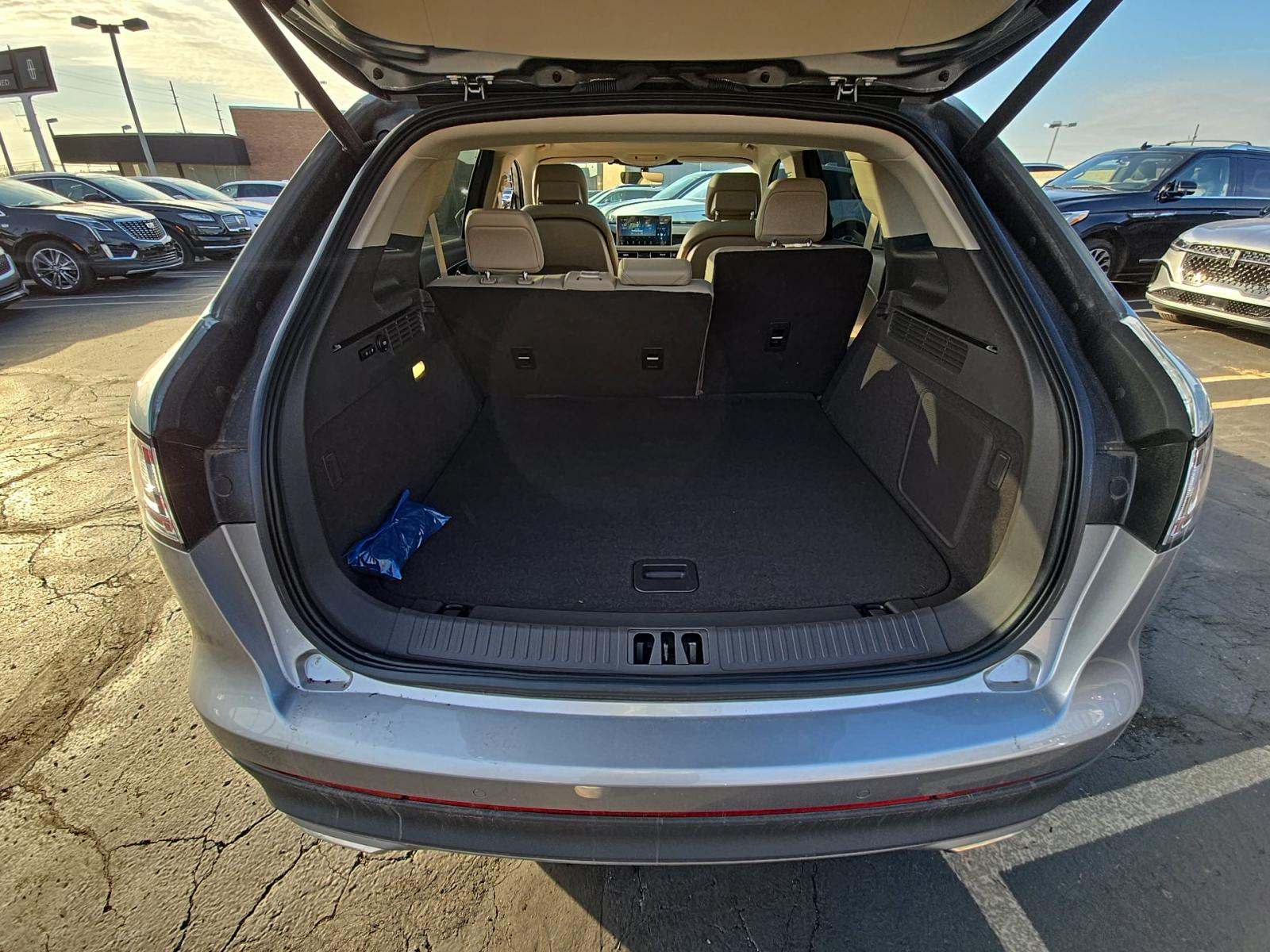 2023 Lincoln Nautilus Reserve AWD