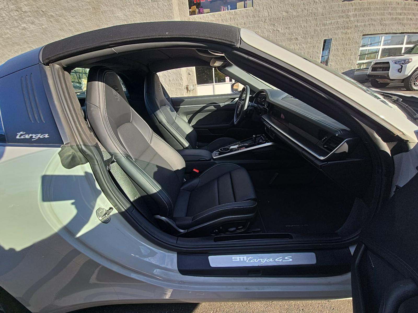 2024 Porsche 911 4S Targa AWD