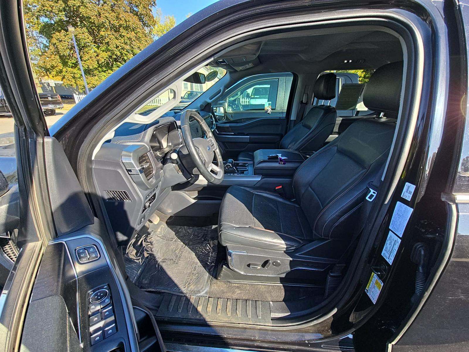 2023 Ford F-150 Lariat AWD