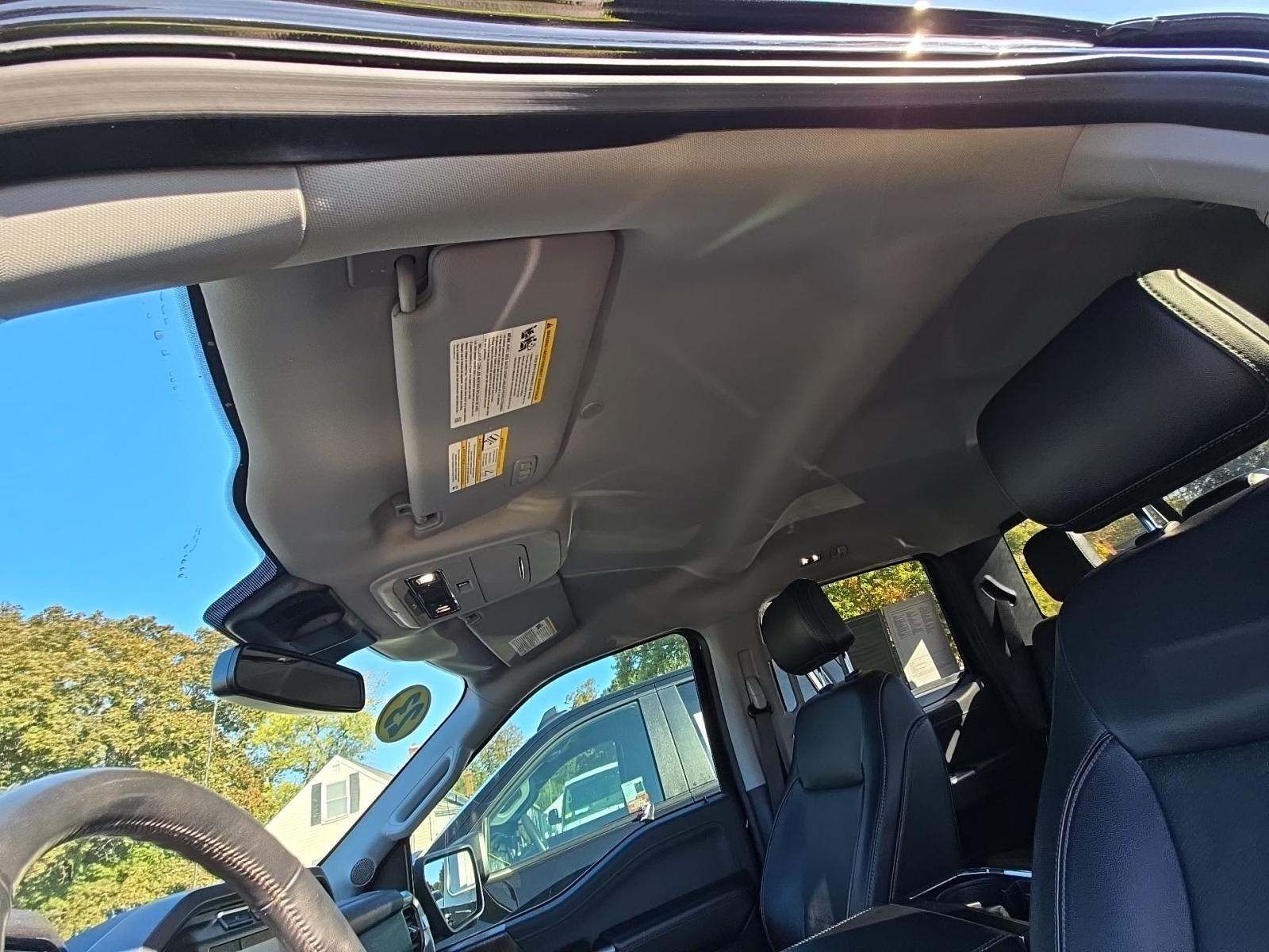 2023 Ford F-150 Lariat AWD