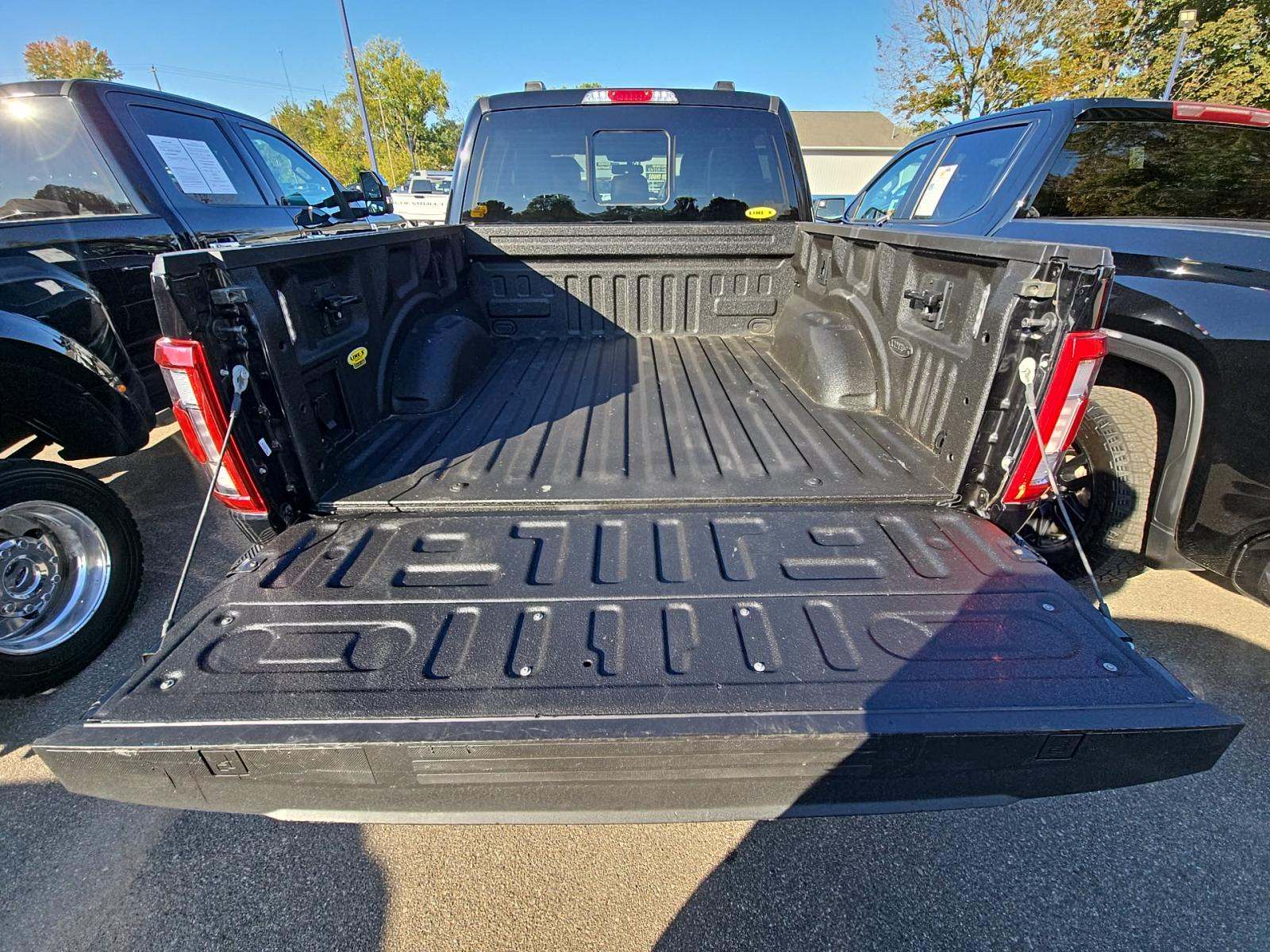 2023 Ford F-150 Lariat AWD