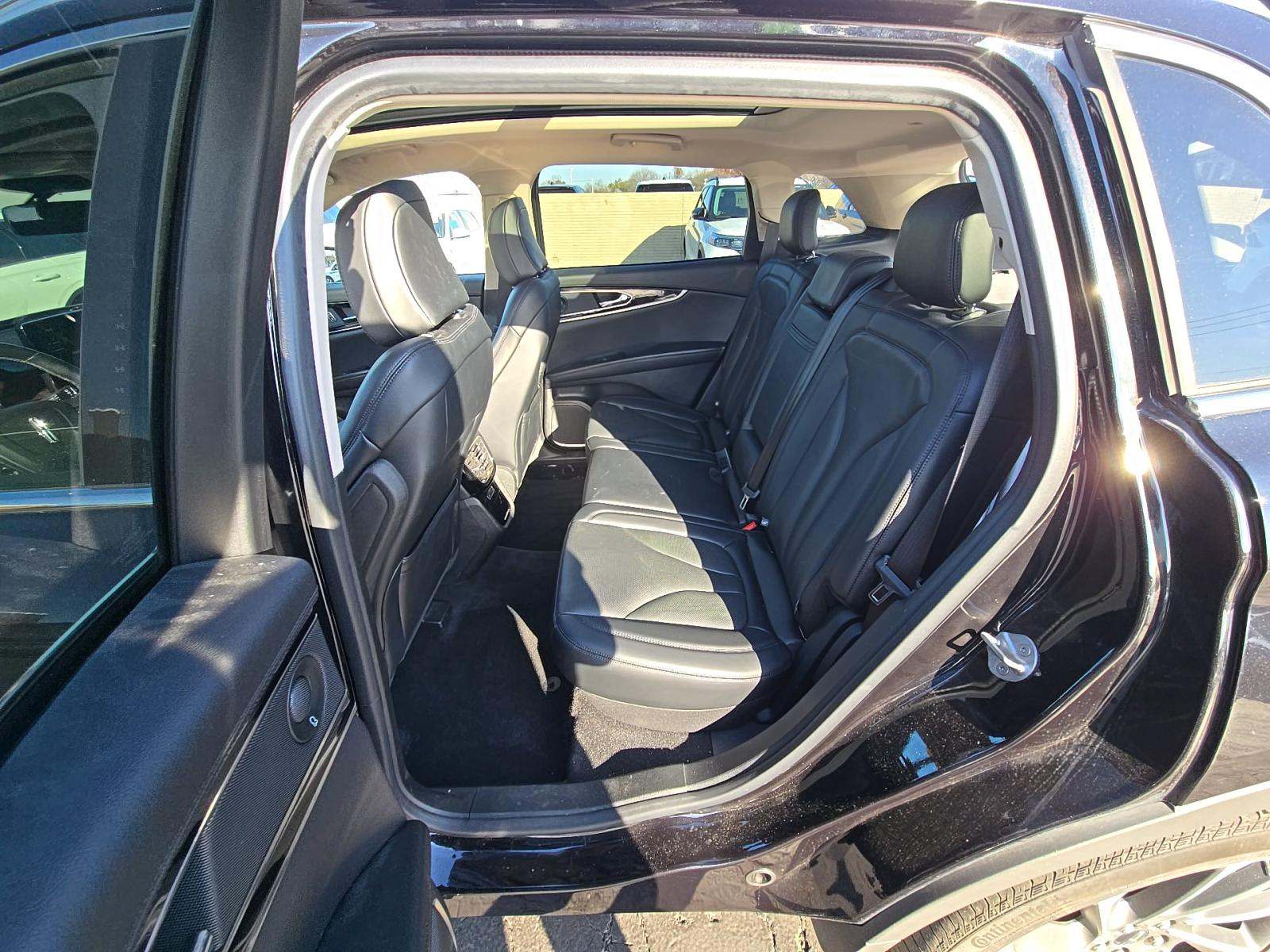 2022 Lincoln Nautilus Reserve AWD