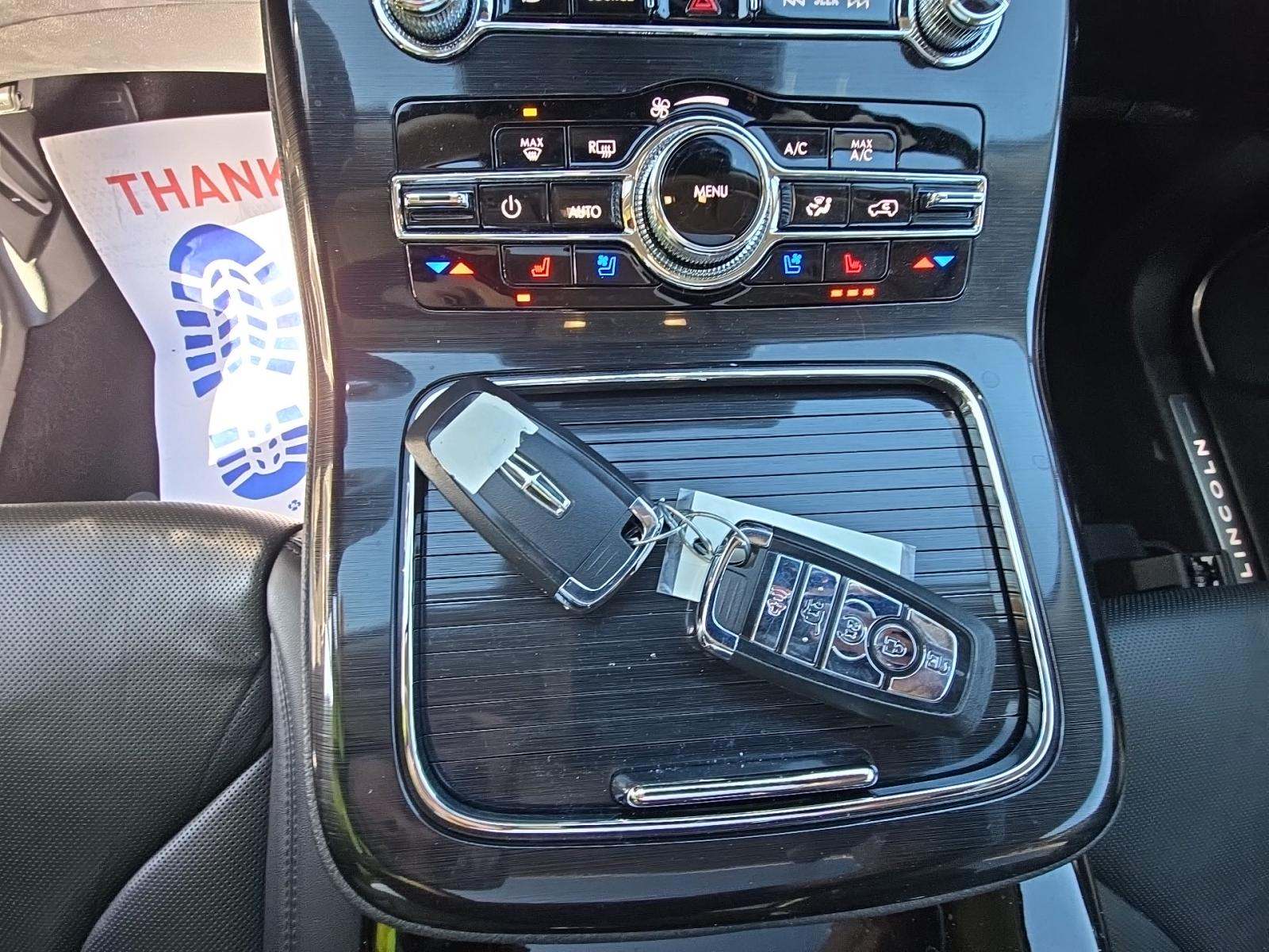 2022 Lincoln Nautilus Reserve AWD