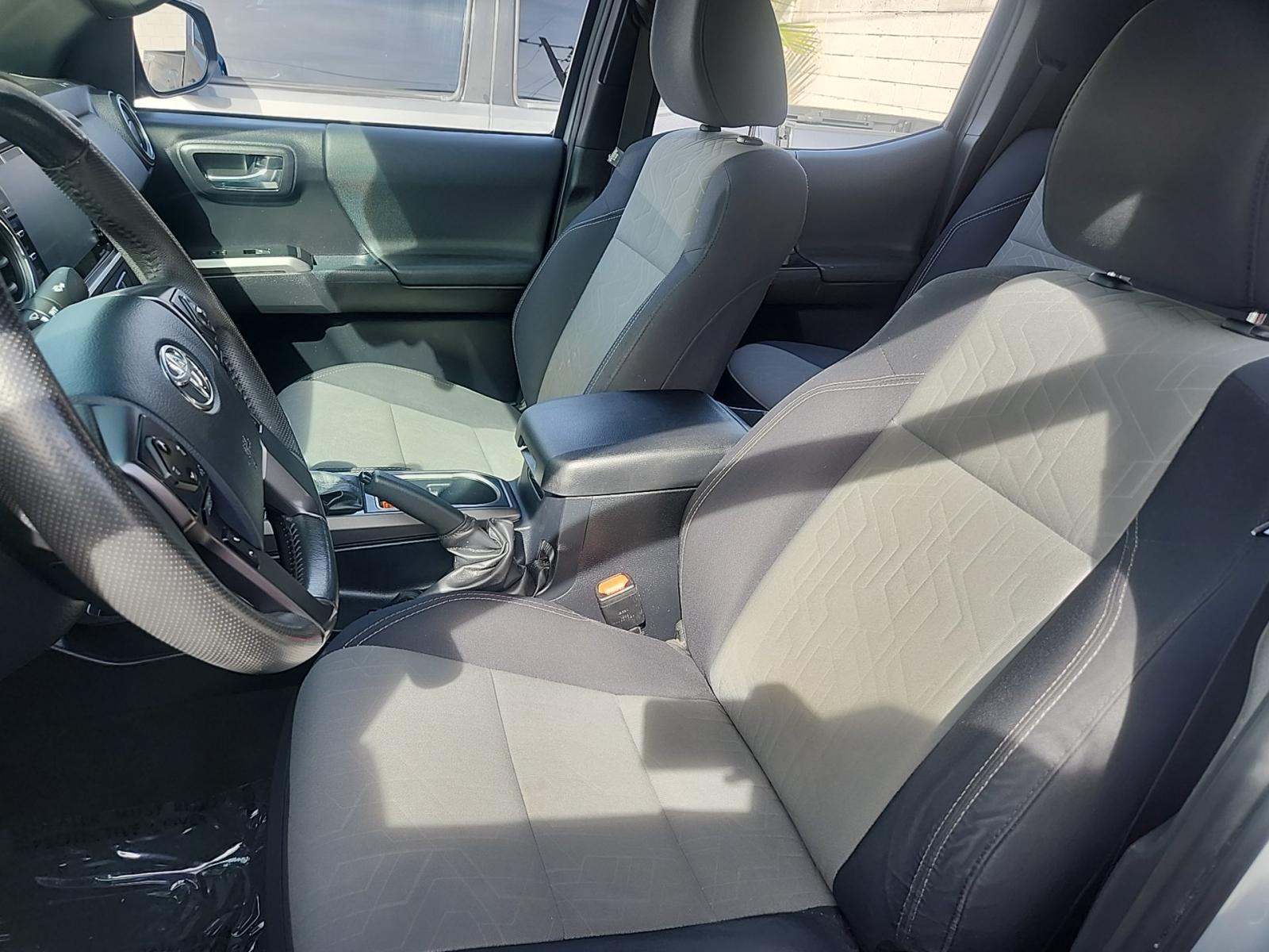 2020 Toyota Tacoma TRD Sport RWD