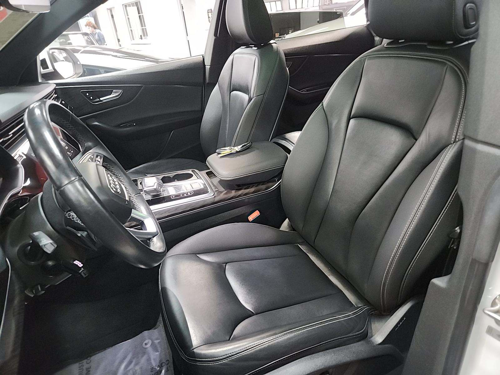 2021 Audi Q8 Premium AWD