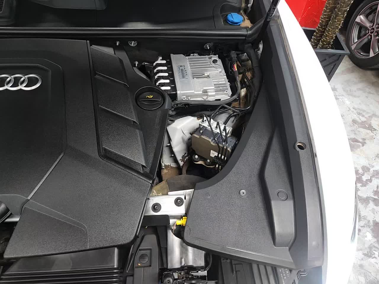 2021 Audi Q8 Premium AWD
