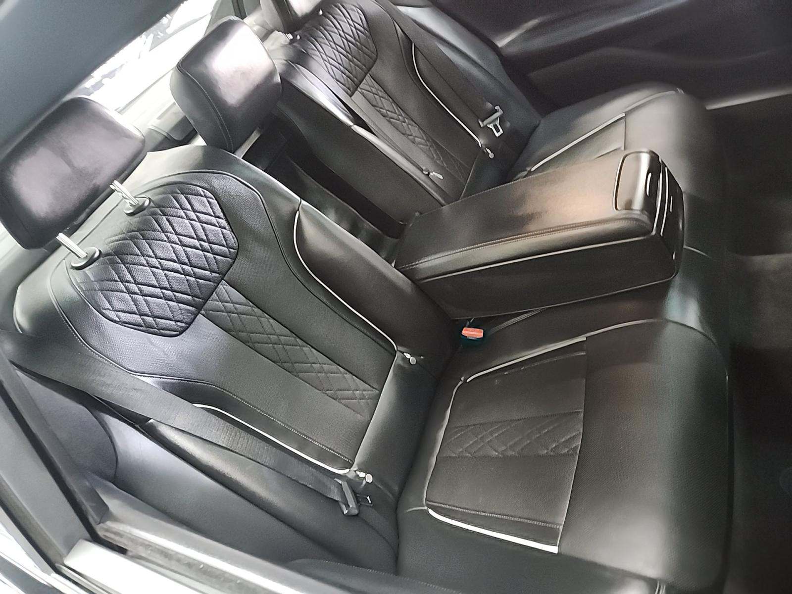 2016 BMW 7 Series 750i RWD