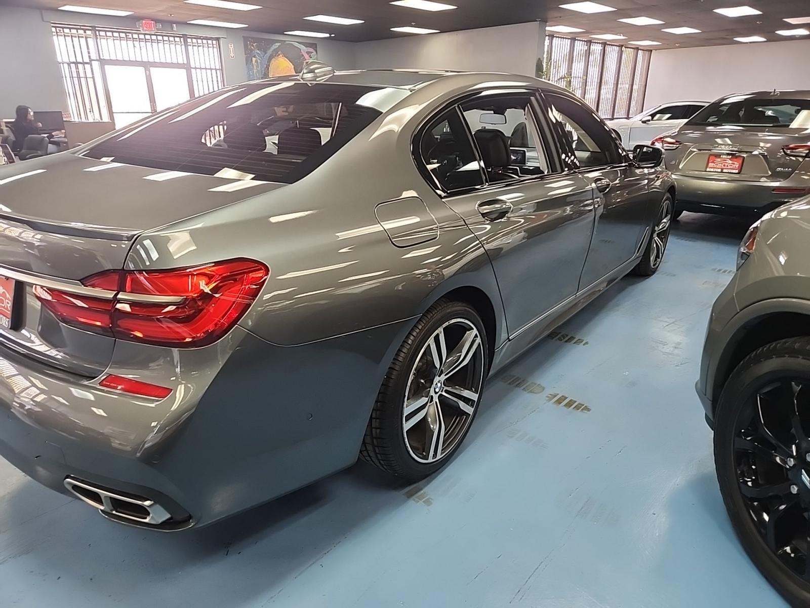 2016 BMW 7 Series 750i RWD