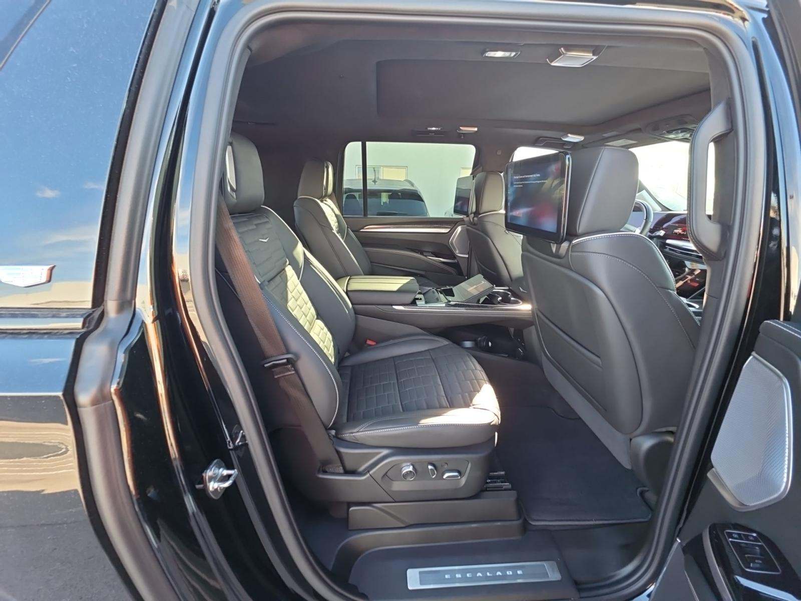 2025 Cadillac Escalade ESV V-Series AWD