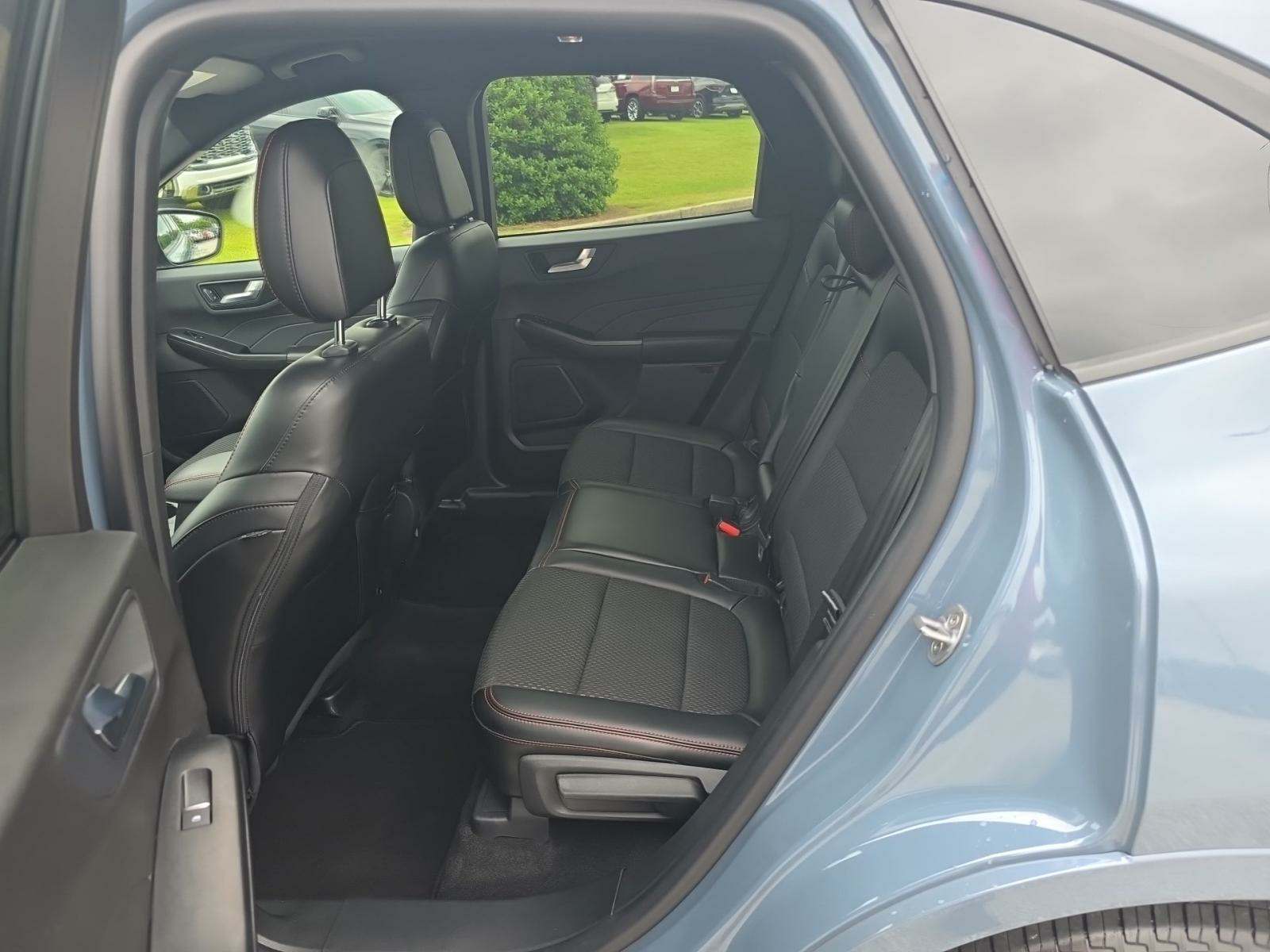 2024 Ford Escape ST-Line AWD