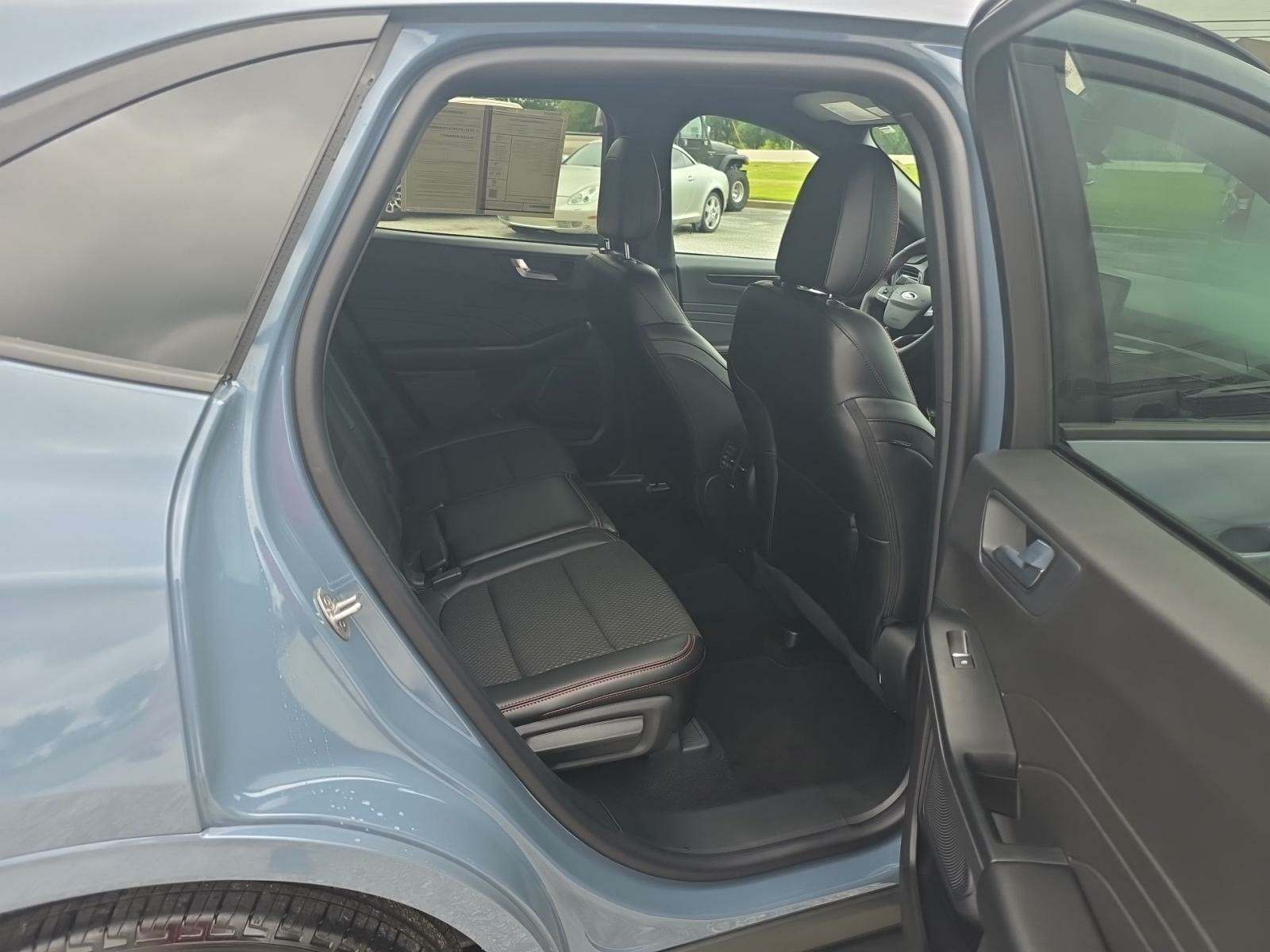 2024 Ford Escape ST-Line AWD