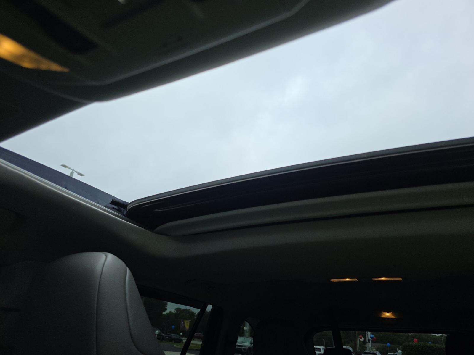 2023 Toyota Highlander XLE FWD