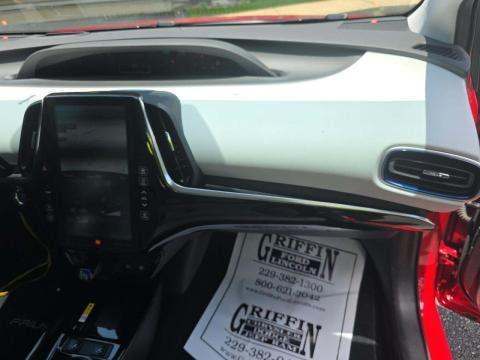 2022 Toyota Prius Limited FWD
