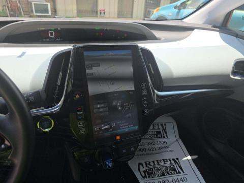 2022 Toyota Prius Limited FWD