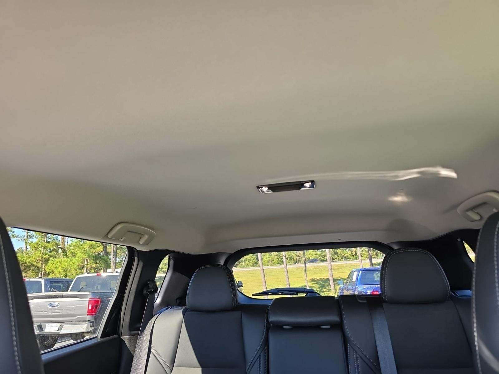 2025 Mitsubishi Outlander SE FWD