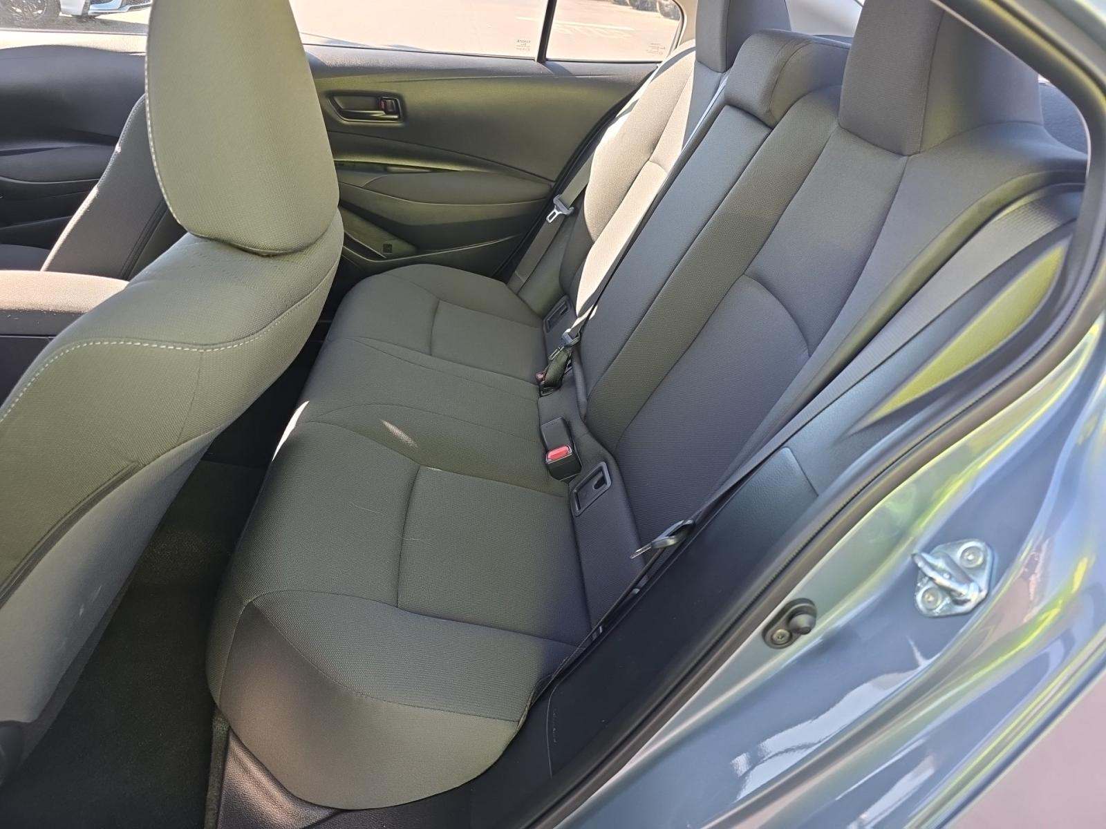 2025 Toyota Corolla LE FWD