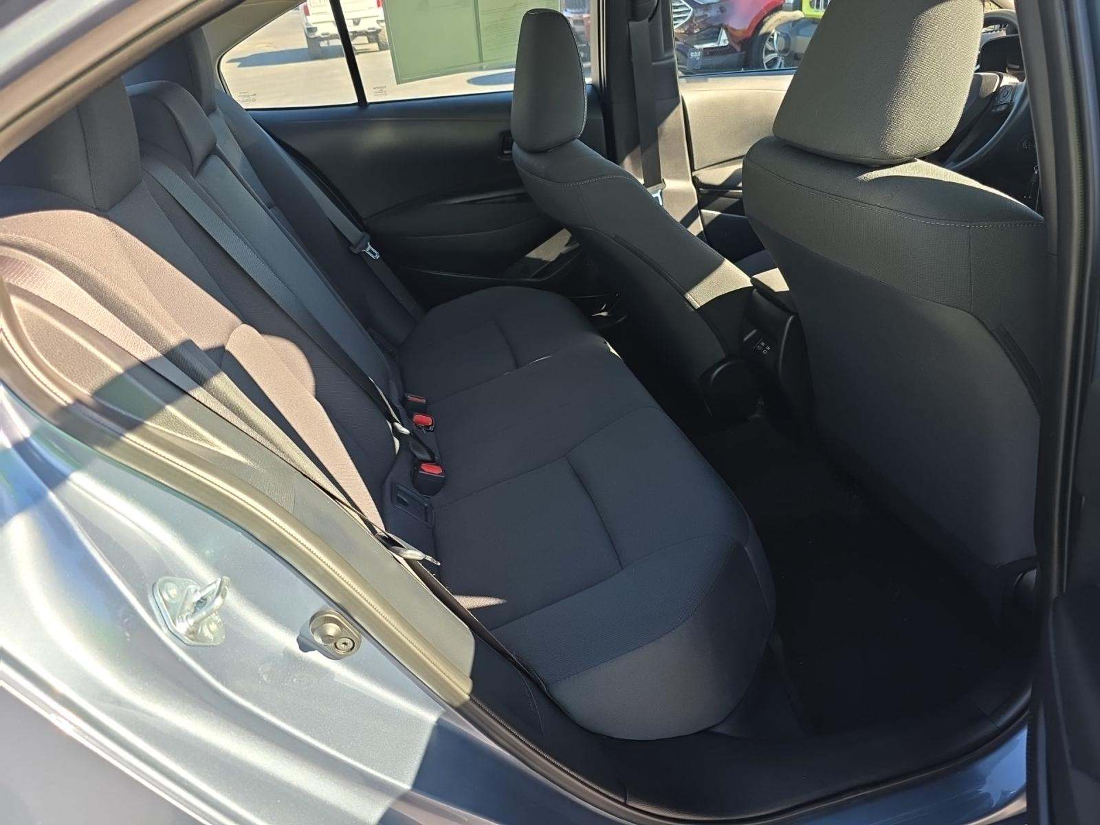 2025 Toyota Corolla LE FWD