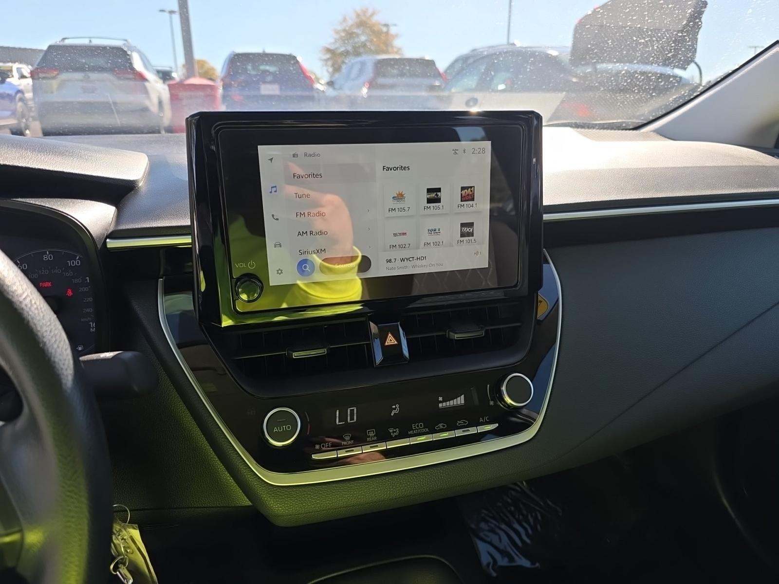 2025 Toyota Corolla LE FWD