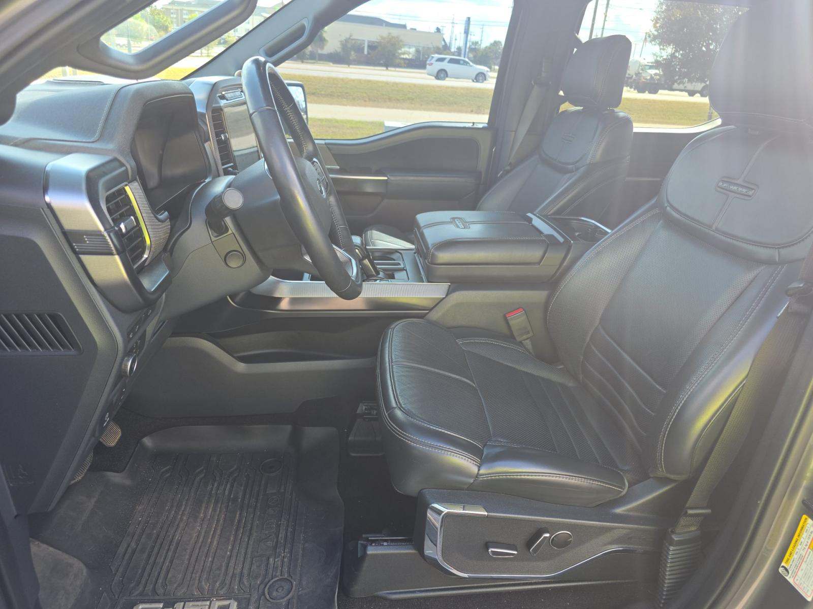 2022 Ford F-150 Platinum AWD