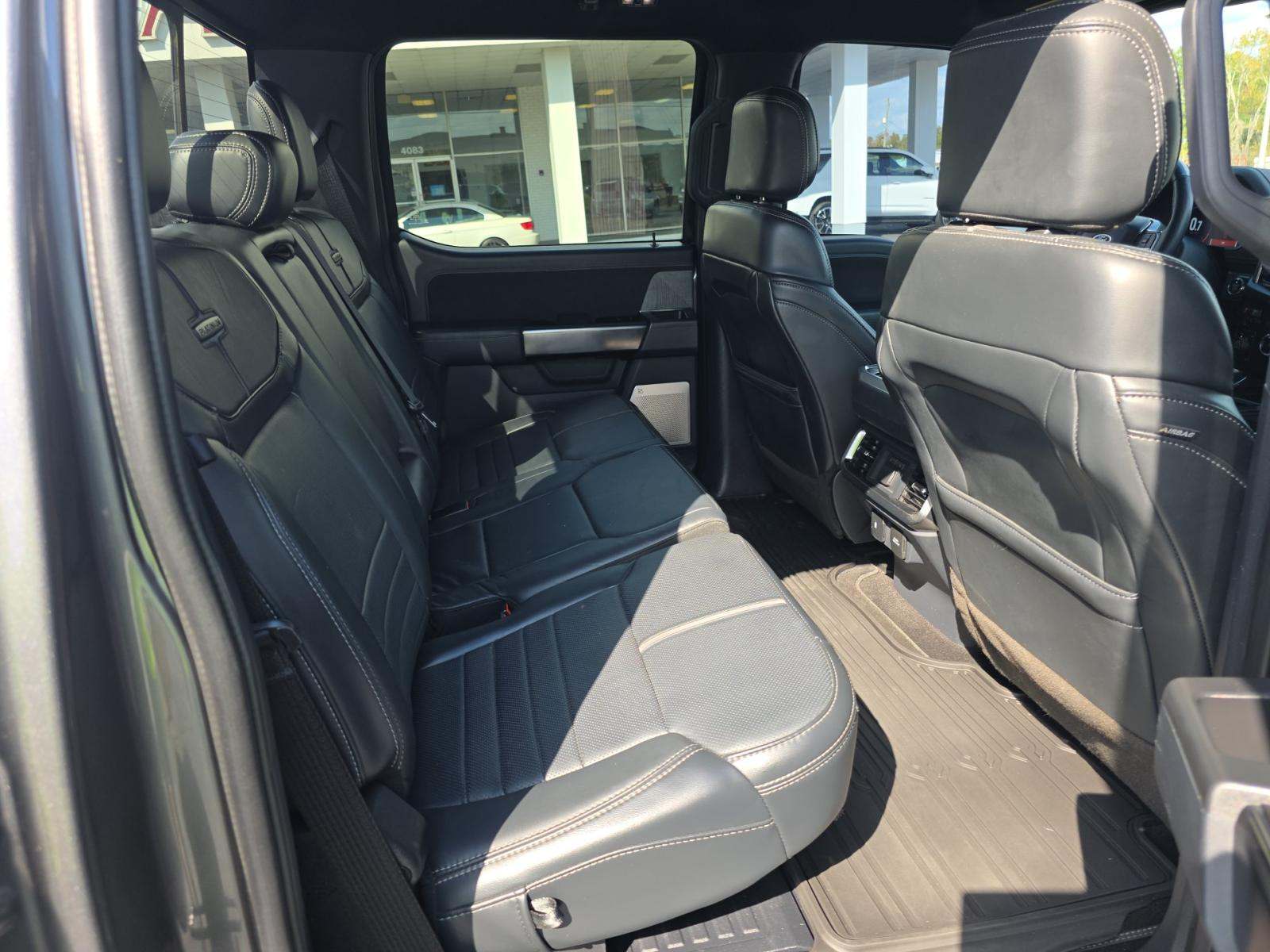 2022 Ford F-150 Platinum AWD