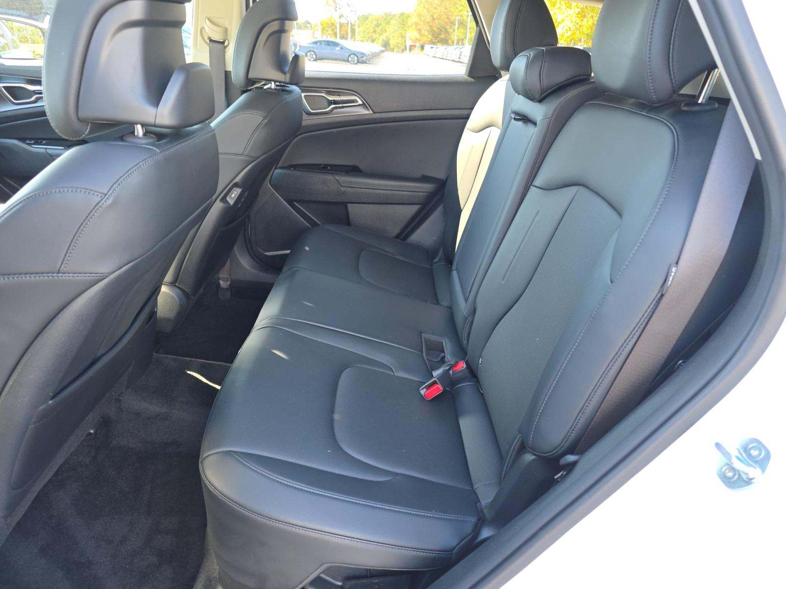 2024 Kia Sportage Hybrid EX AWD