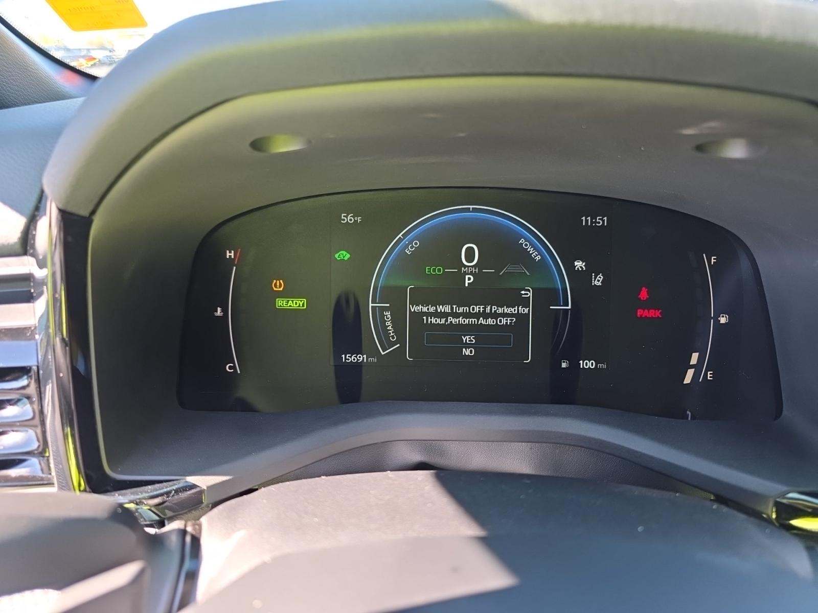 2025 Toyota Camry SE FWD