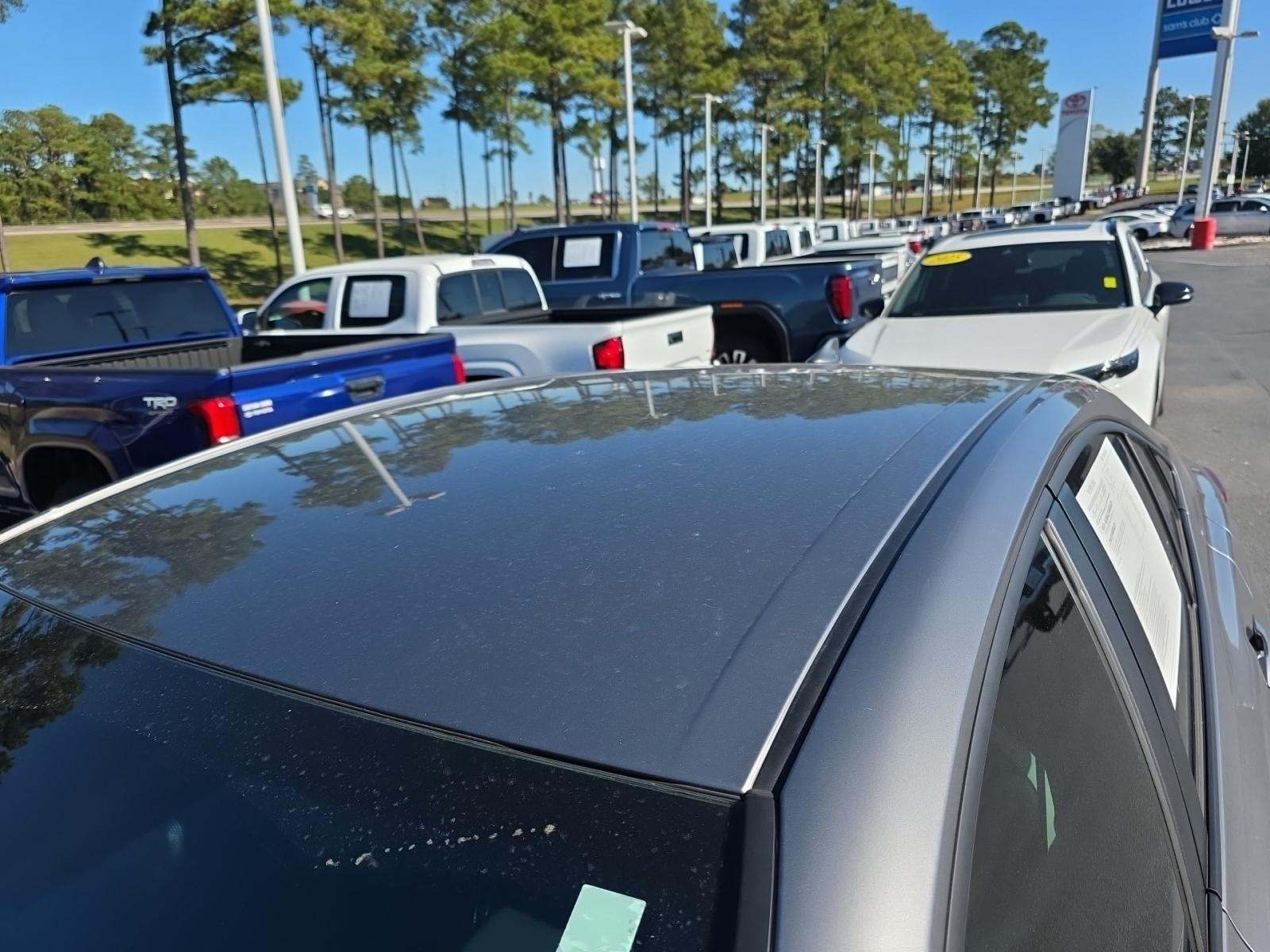 2025 Toyota Camry SE FWD