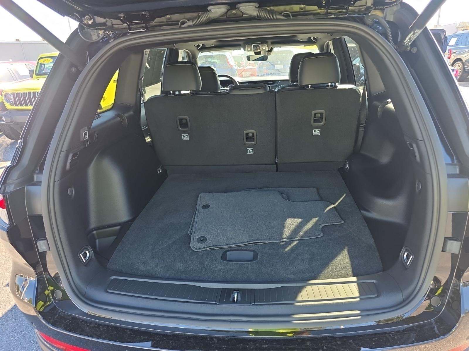 2025 Jeep Grand Cherokee Altitude X AWD