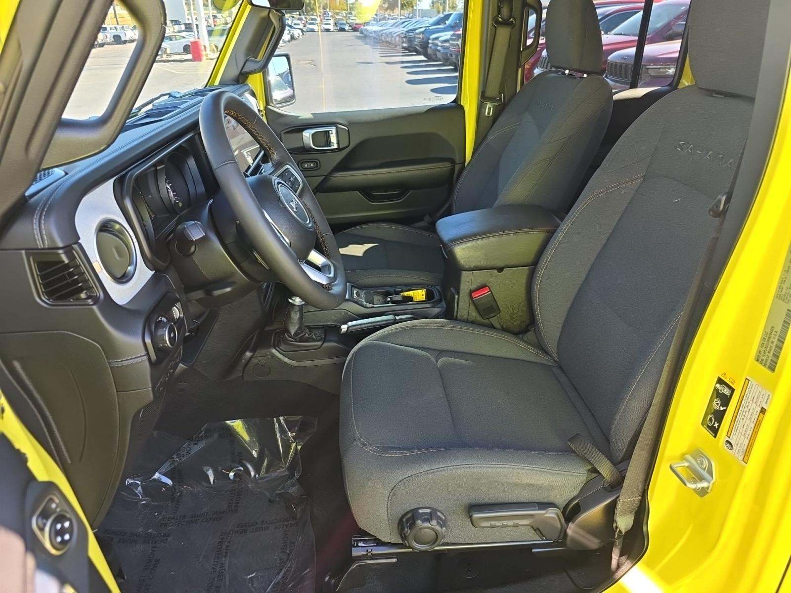 2024 Jeep Wrangler Sahara AWD