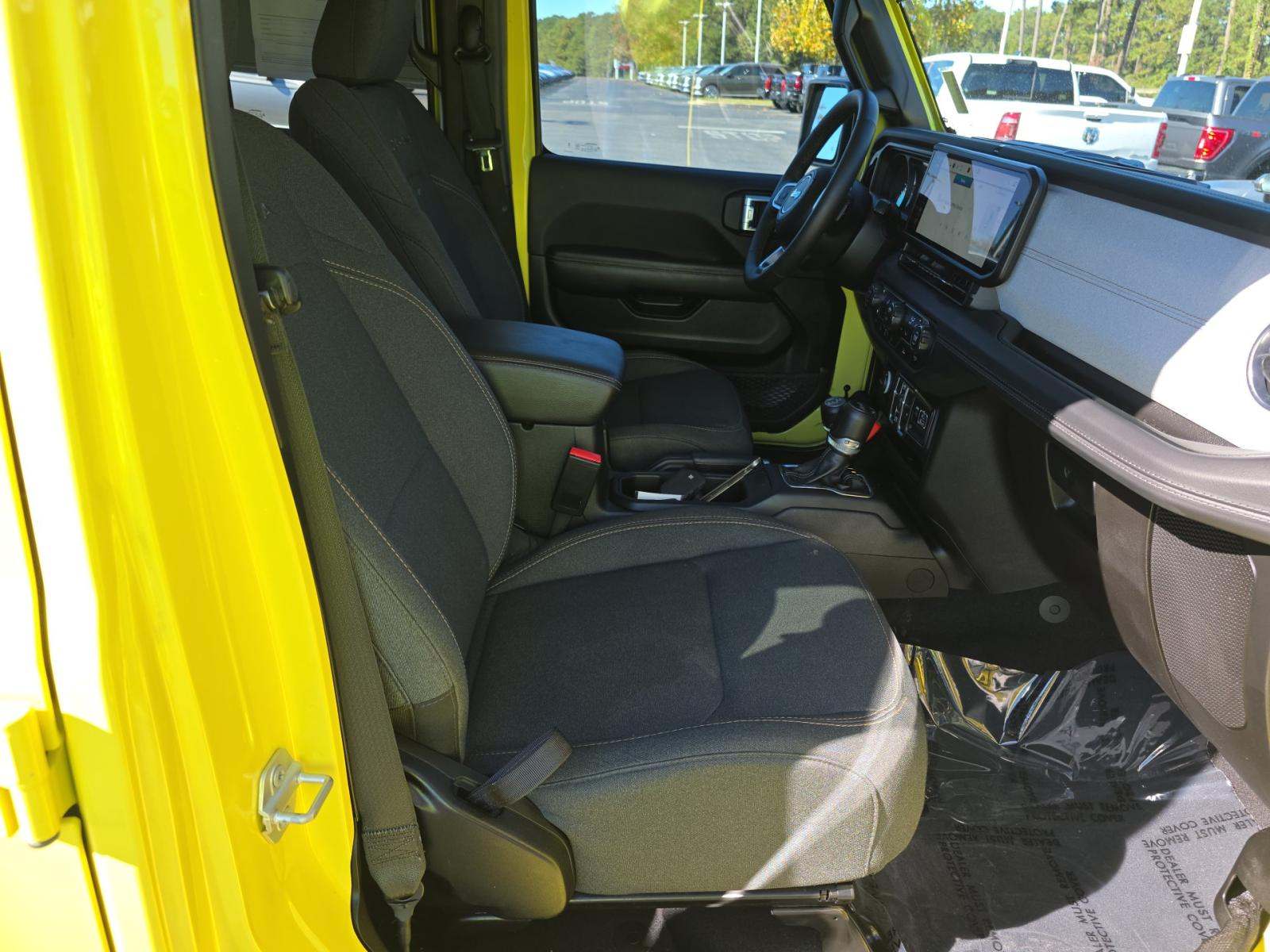 2024 Jeep Wrangler Sahara AWD