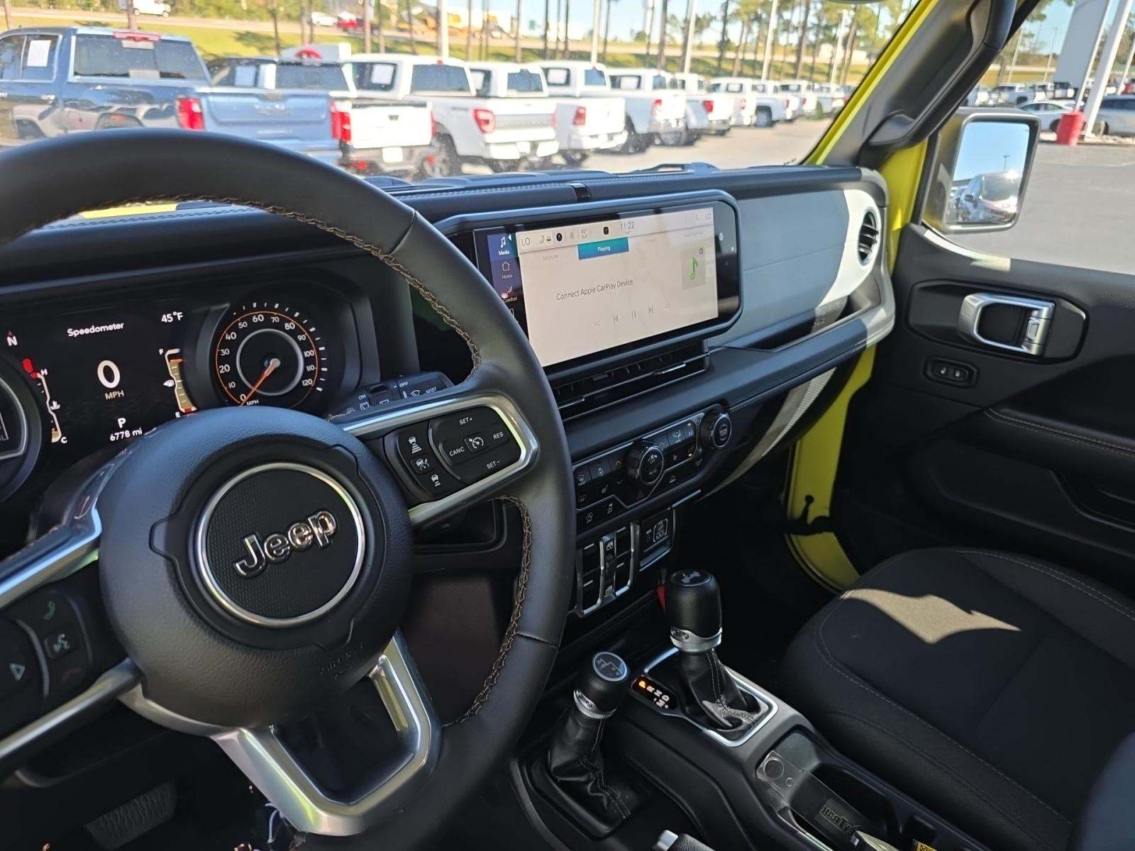 2024 Jeep Wrangler Sahara AWD