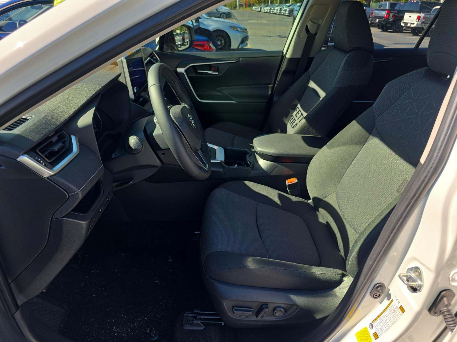 2025 Toyota RAV4 Hybrid XLE AWD