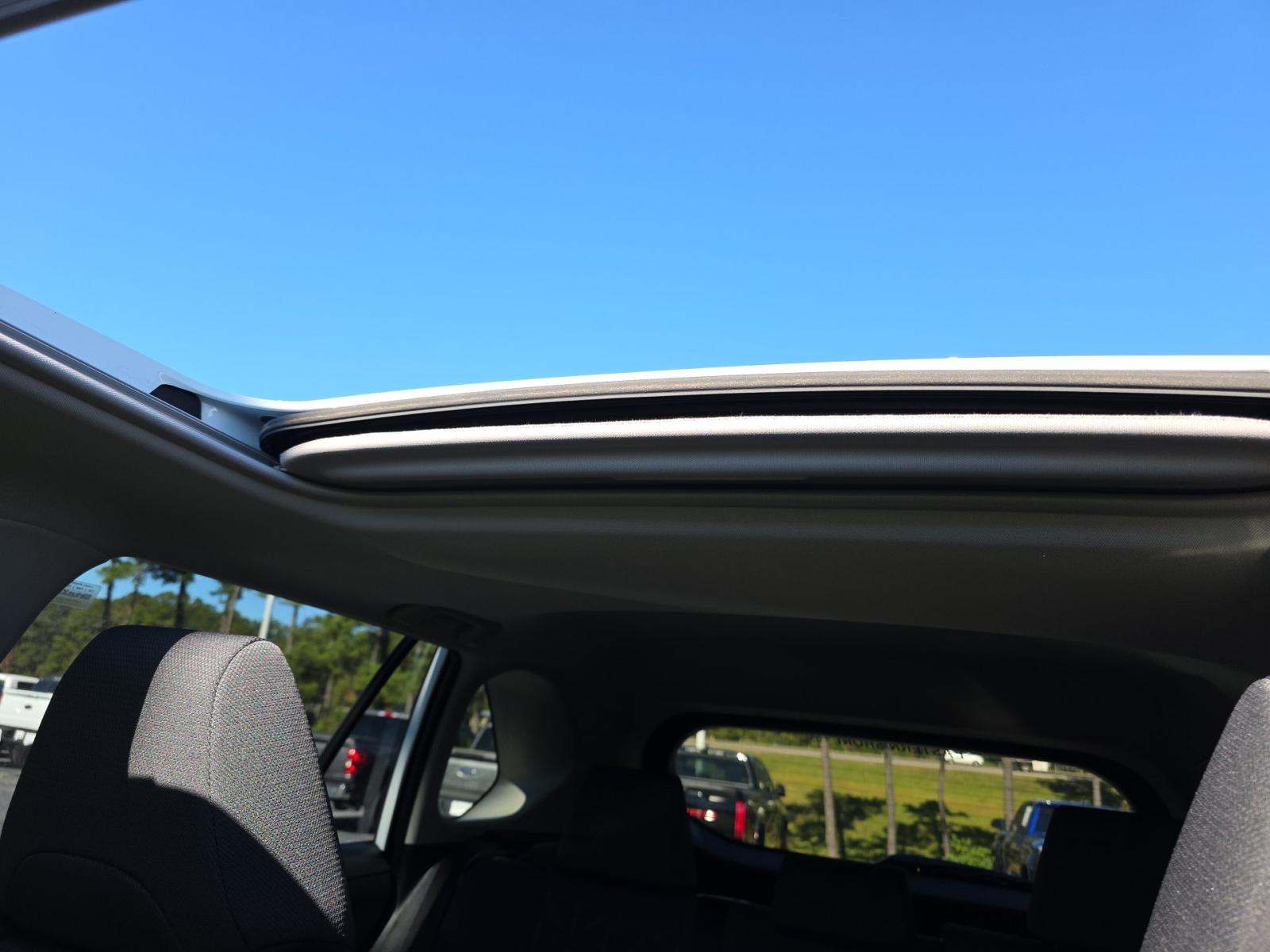 2025 Toyota RAV4 Hybrid XLE AWD