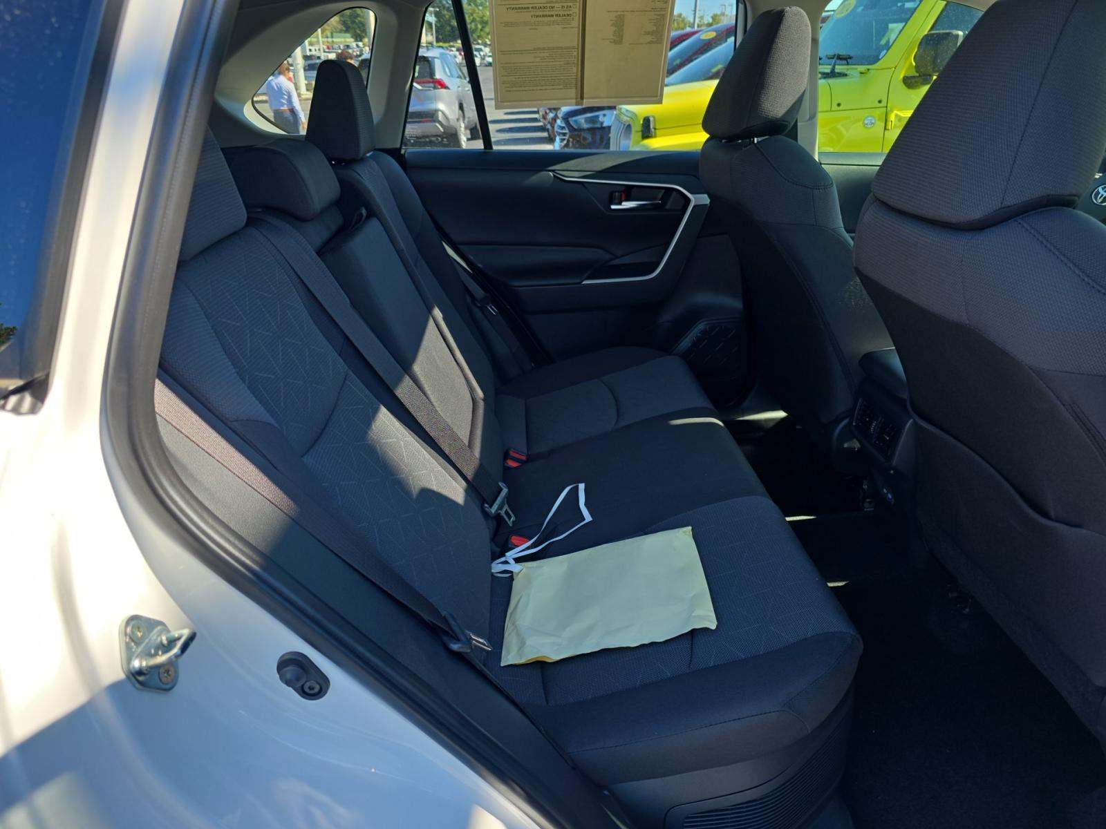 2025 Toyota RAV4 Hybrid XLE AWD