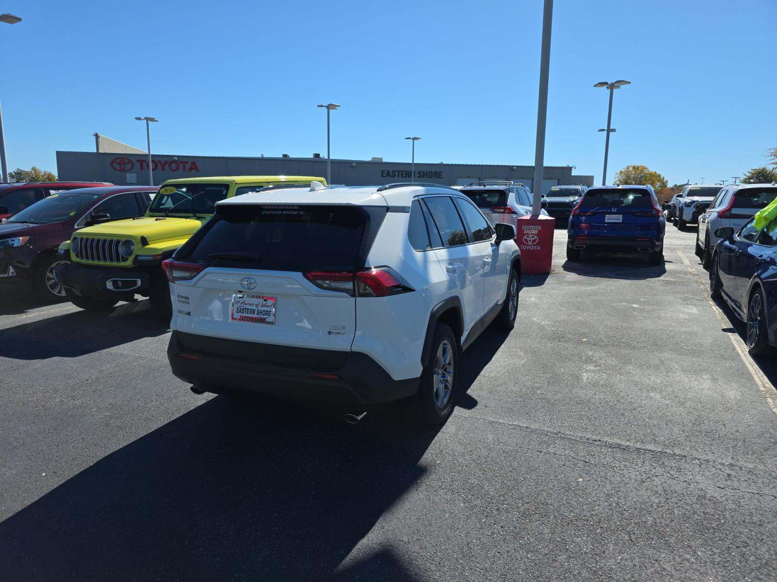 2025 Toyota RAV4 Hybrid XLE AWD