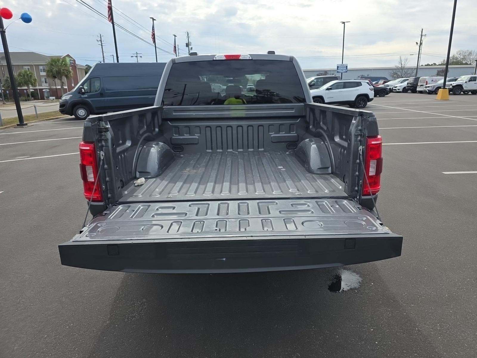 2023 Ford F-150 XLT RWD