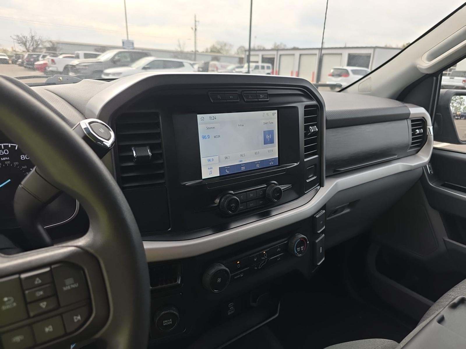 2023 Ford F-150 XLT RWD