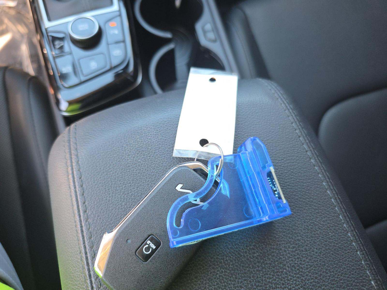 2024 Kia Sportage EX FWD