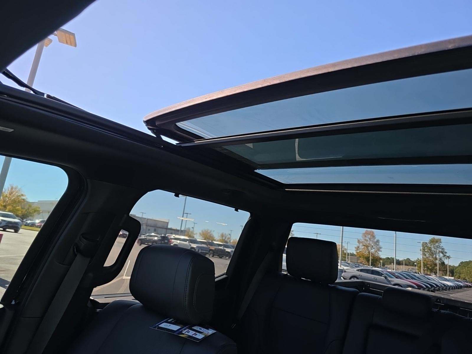 2025 Toyota Tundra Platinum AWD