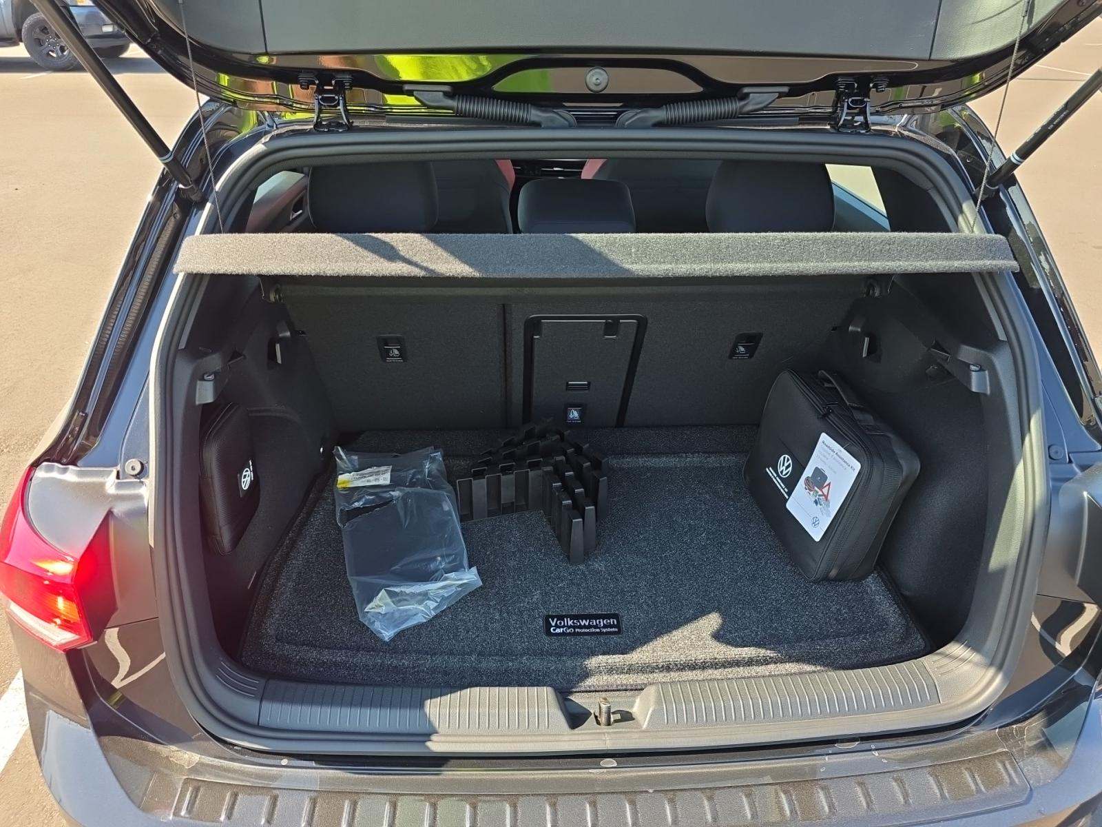 2024 Volkswagen Golf GTI 2.0T S FWD