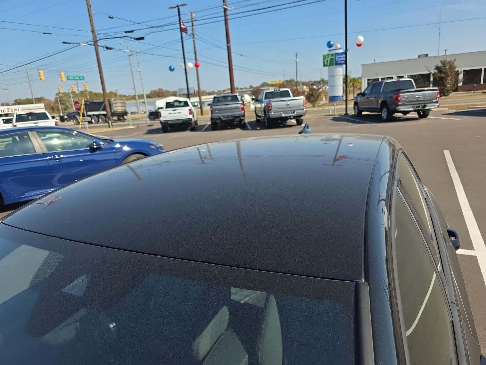 2024 Volkswagen Golf GTI 2.0T S FWD