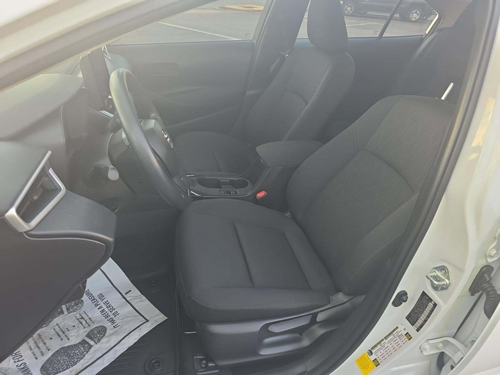 2025 Toyota Corolla LE FWD