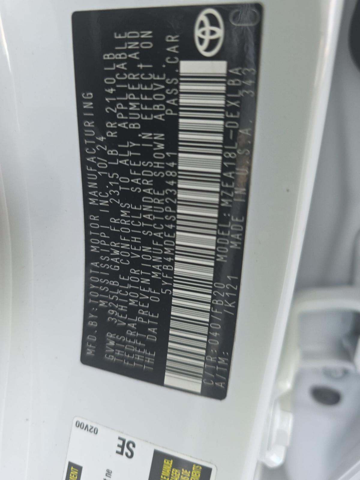 2025 Toyota Corolla LE FWD