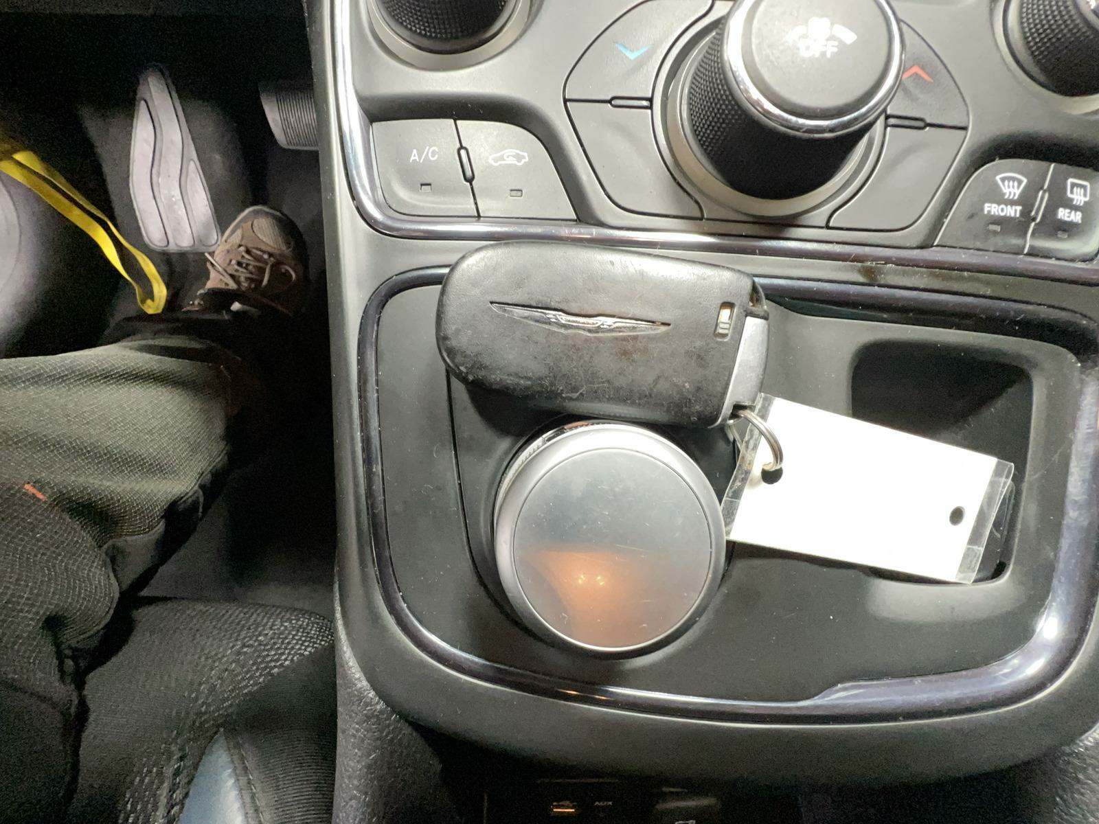 2016 Chrysler 200 S FWD