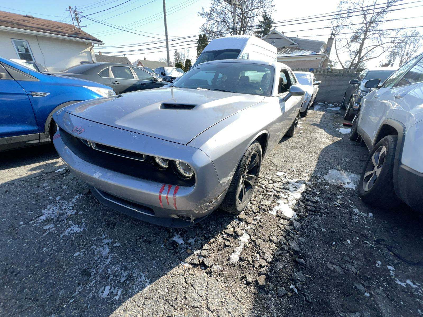 2016 Dodge Challenger SXT RWD