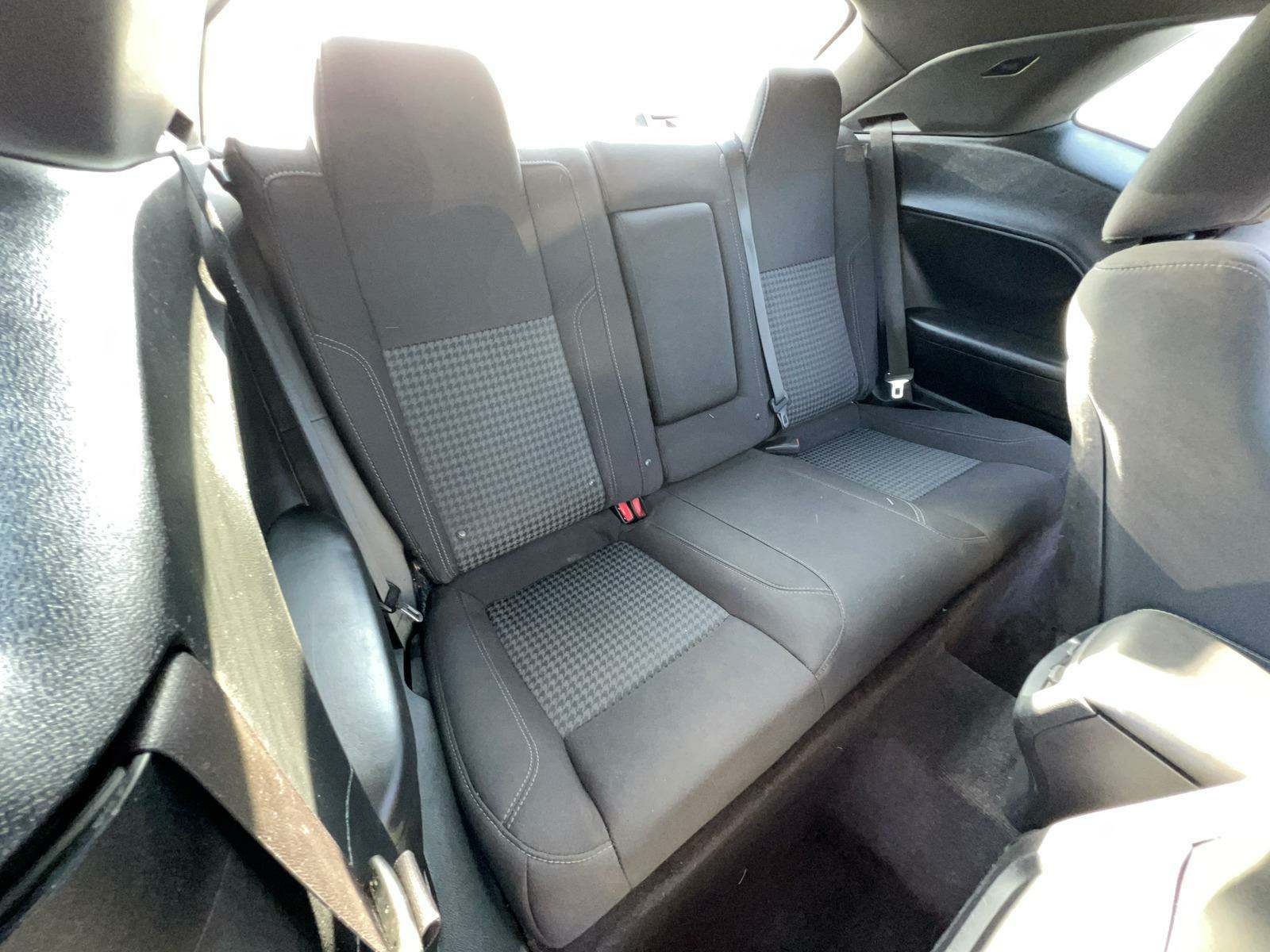 2016 Dodge Challenger SXT RWD