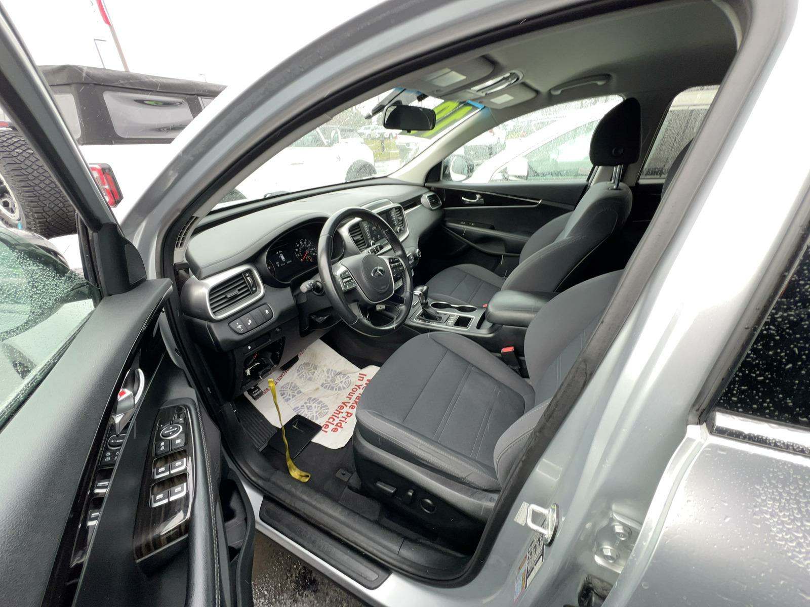 2019 Kia Sorento S V6 AWD