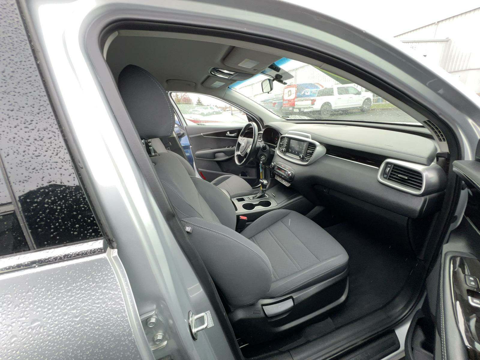 2019 Kia Sorento S V6 AWD