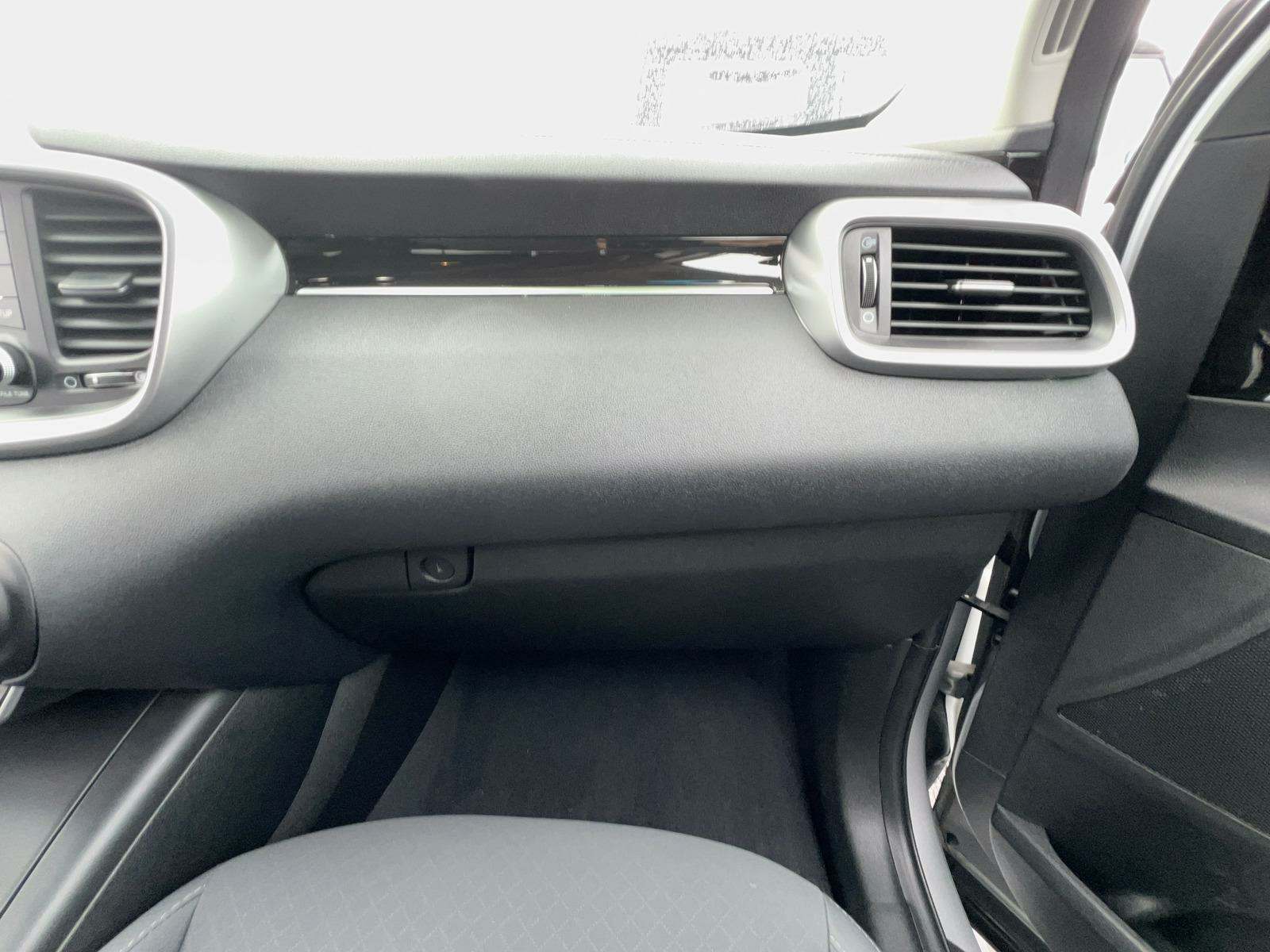2019 Kia Sorento S V6 AWD